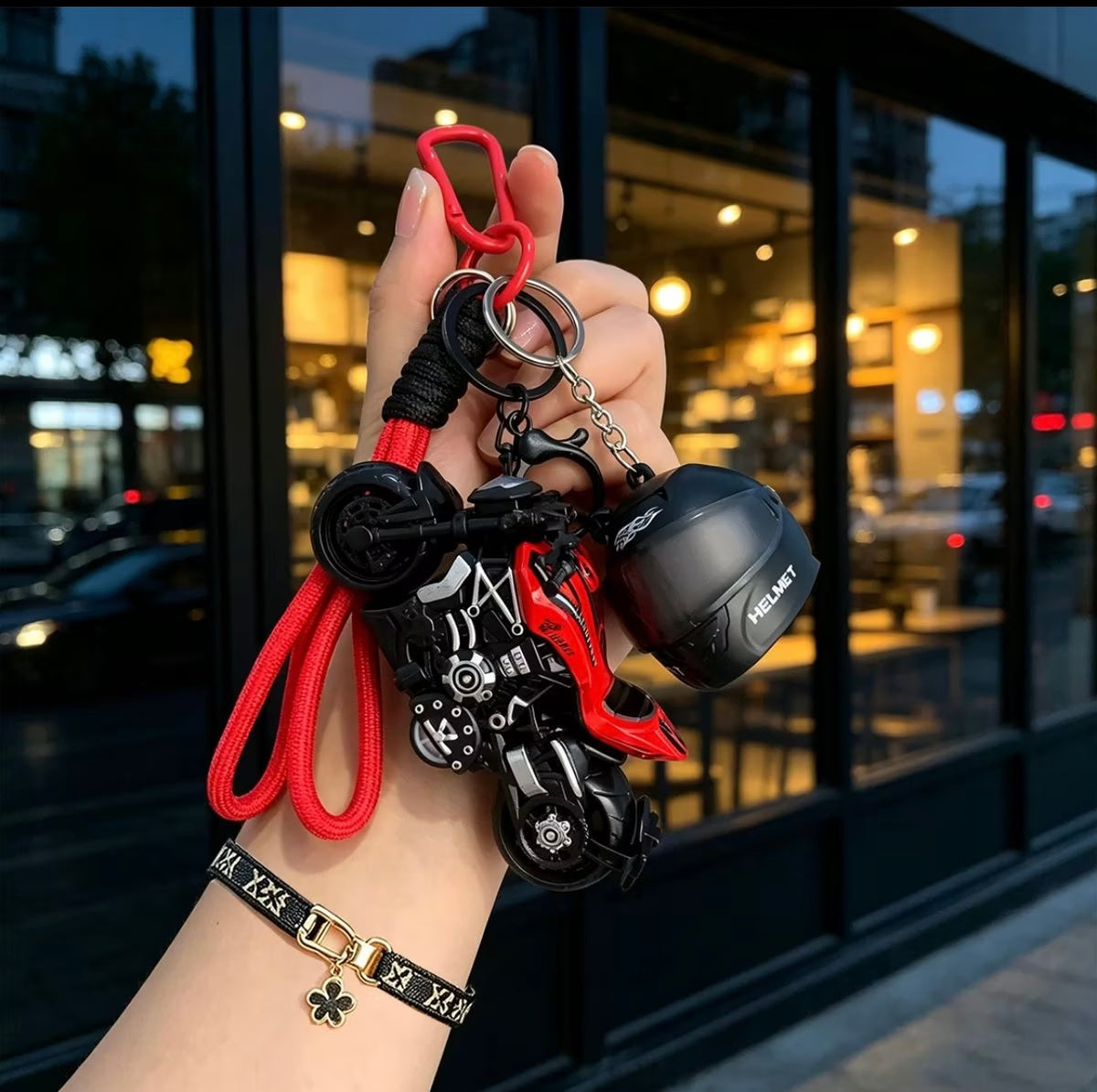 Creative Motorcycle Model Keychain with Light-Up Helmet, Personalized Key Ring 🏍️