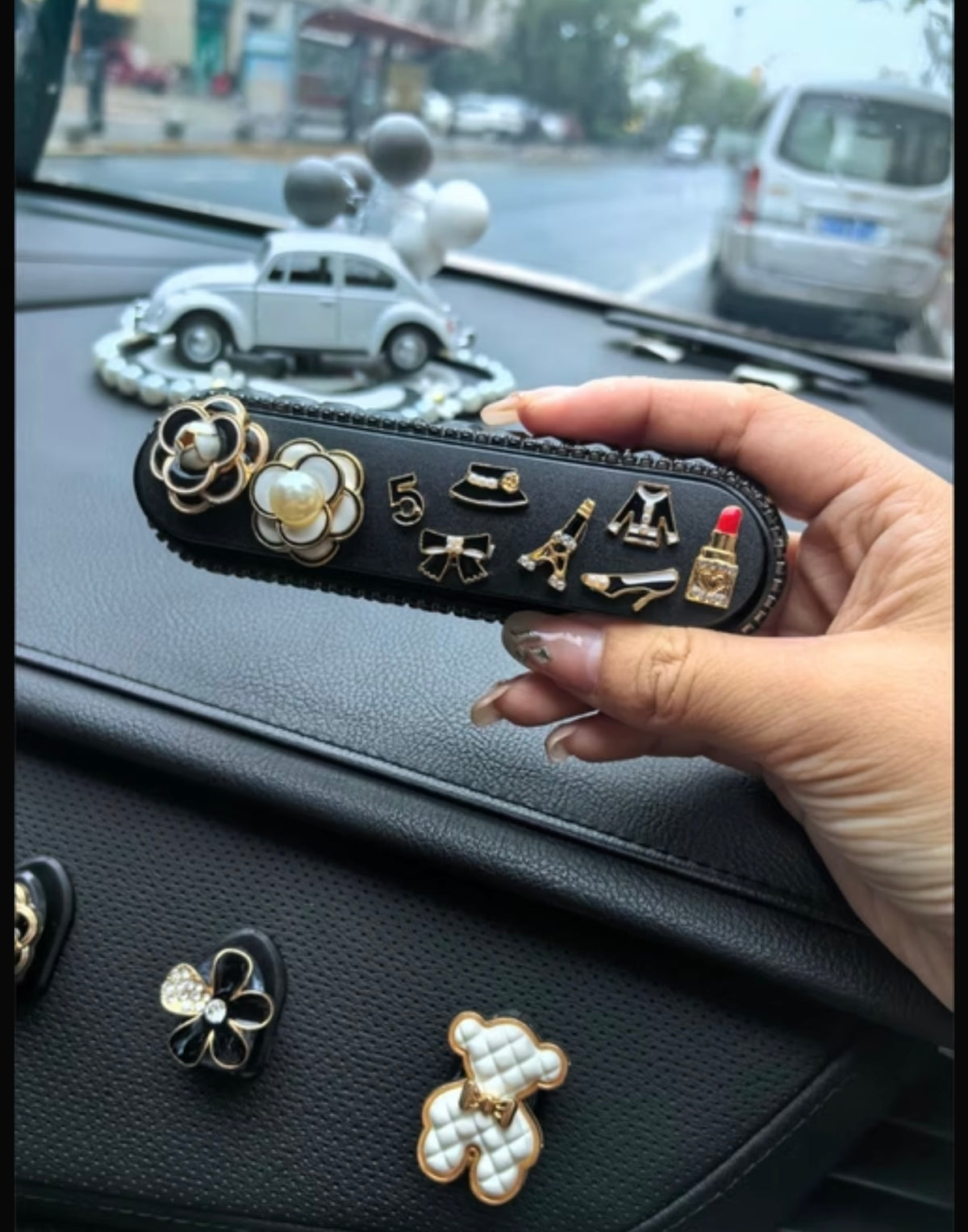 Camellia Small Fragrant Style INS Car Temporary Parking Permit - Women's License Plate Cover, Hidden Interior Number Plate for Cars