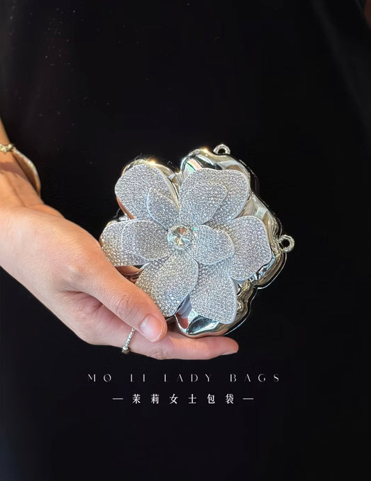 Elegant French-style golden sparkling rhinestone floral acrylic clutch bag 🌸