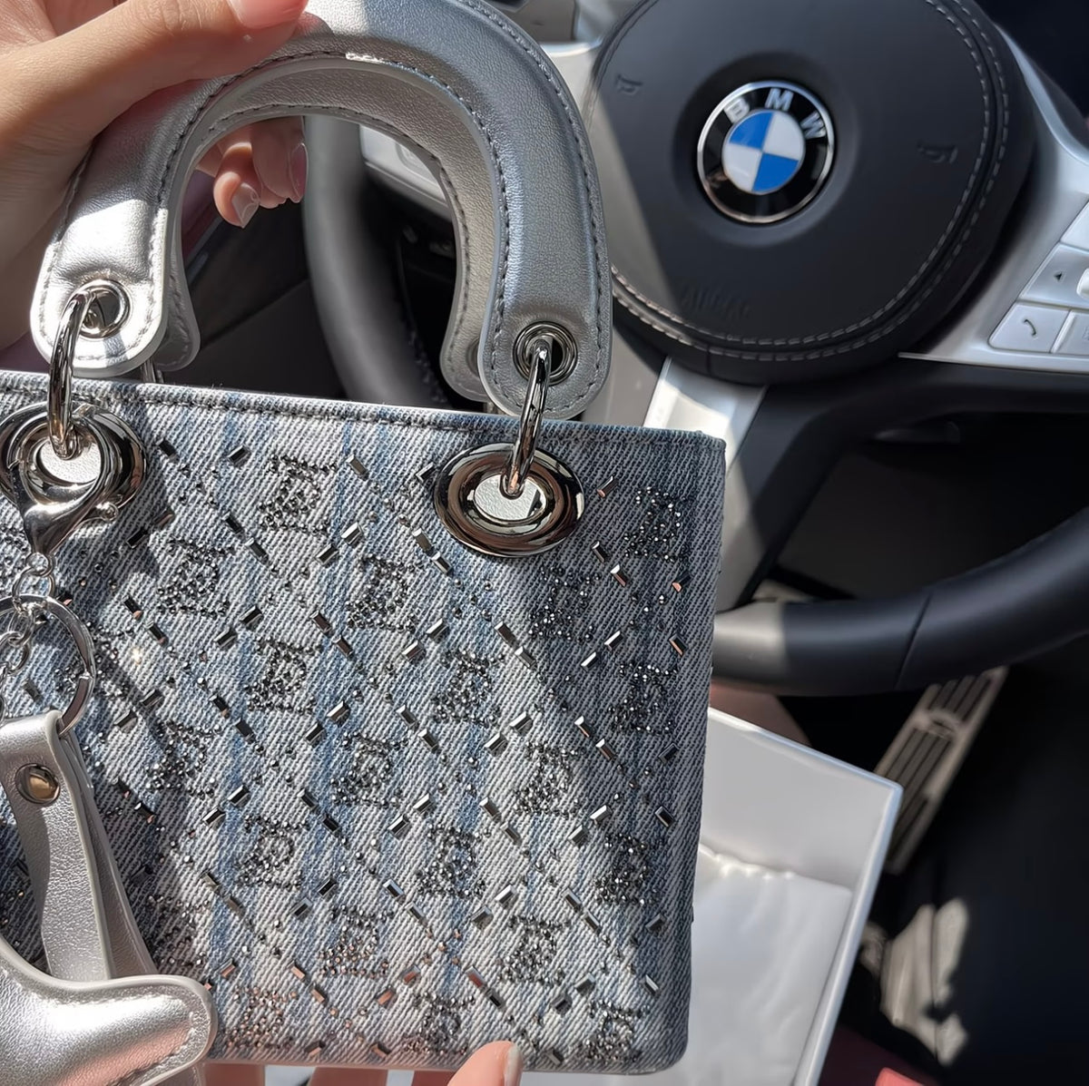 TAMATHA Premium Heavy-Duty Diamond-Paved Rhombus Pattern Diana Bag for Women 💎