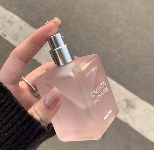 Romantic pink encounter perfume with long-lasting scent - luxurious natural fresh aroma 🌸