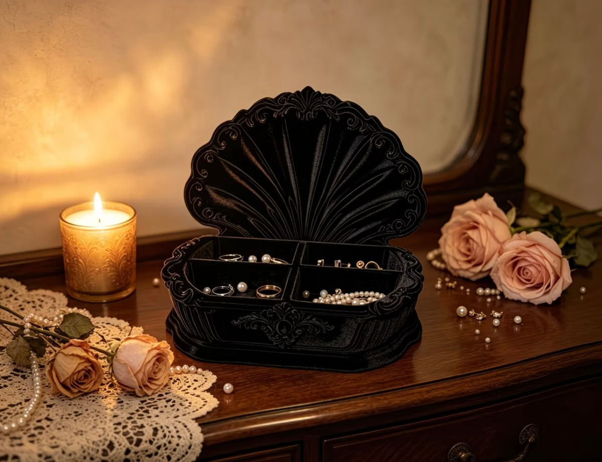 European-style embossed shell jewelry storage box aesthetic 🦪