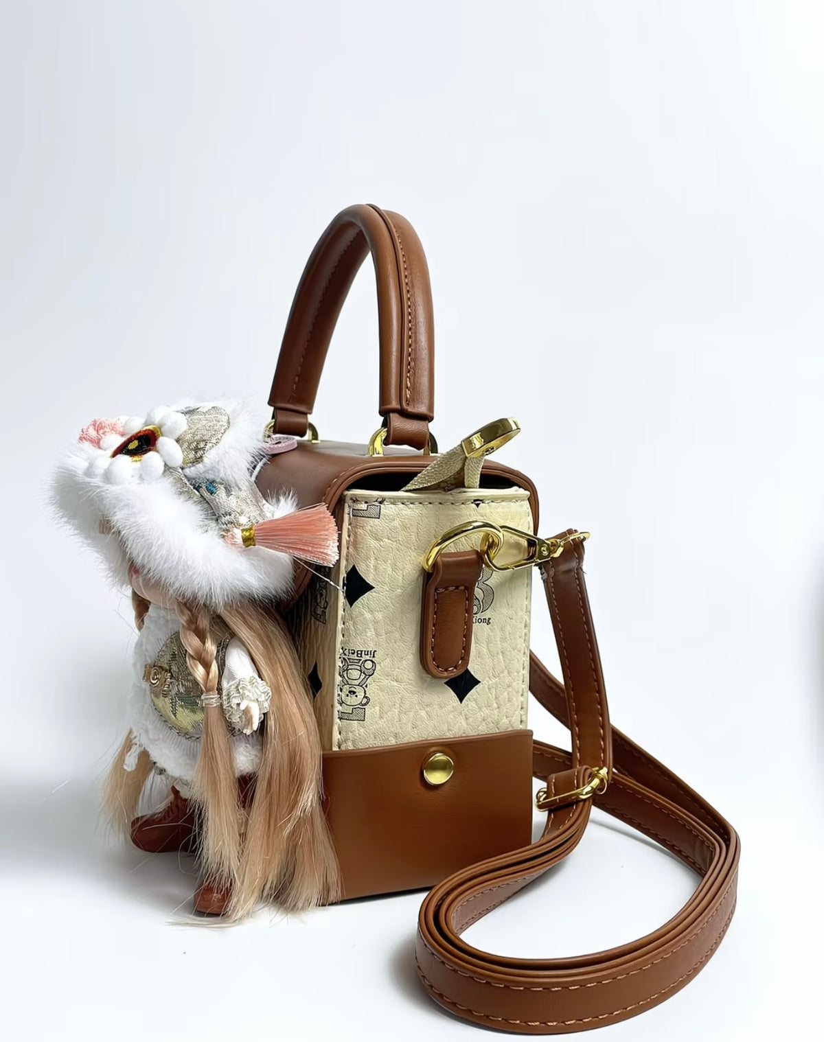 Light Luxury, High-End Cute Plush Doll Handbag for Women, Can Be Worn as Shoulder or Crossbody Small Purse 👝