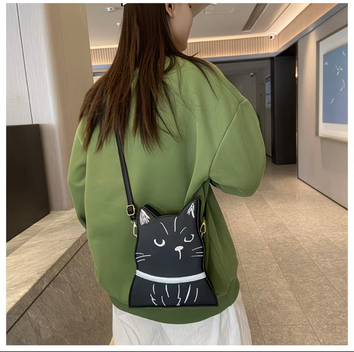 Large Capacity Shoulder Crossbody Bag with Cute Cat Design, Stylish Bucket Bag for Outdoor Use