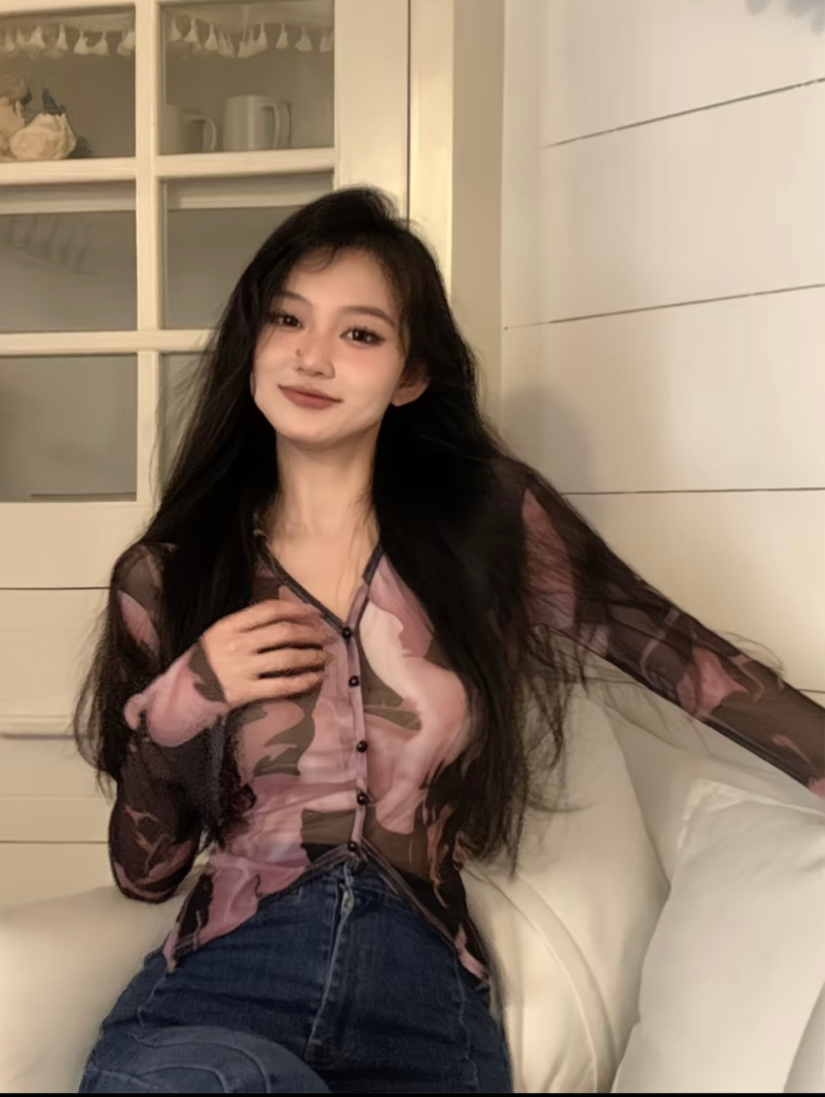 Gradient Mesh Long Sleeve
Shirt Women's Summer Lightweight V-Neck Slim Fit 🖤