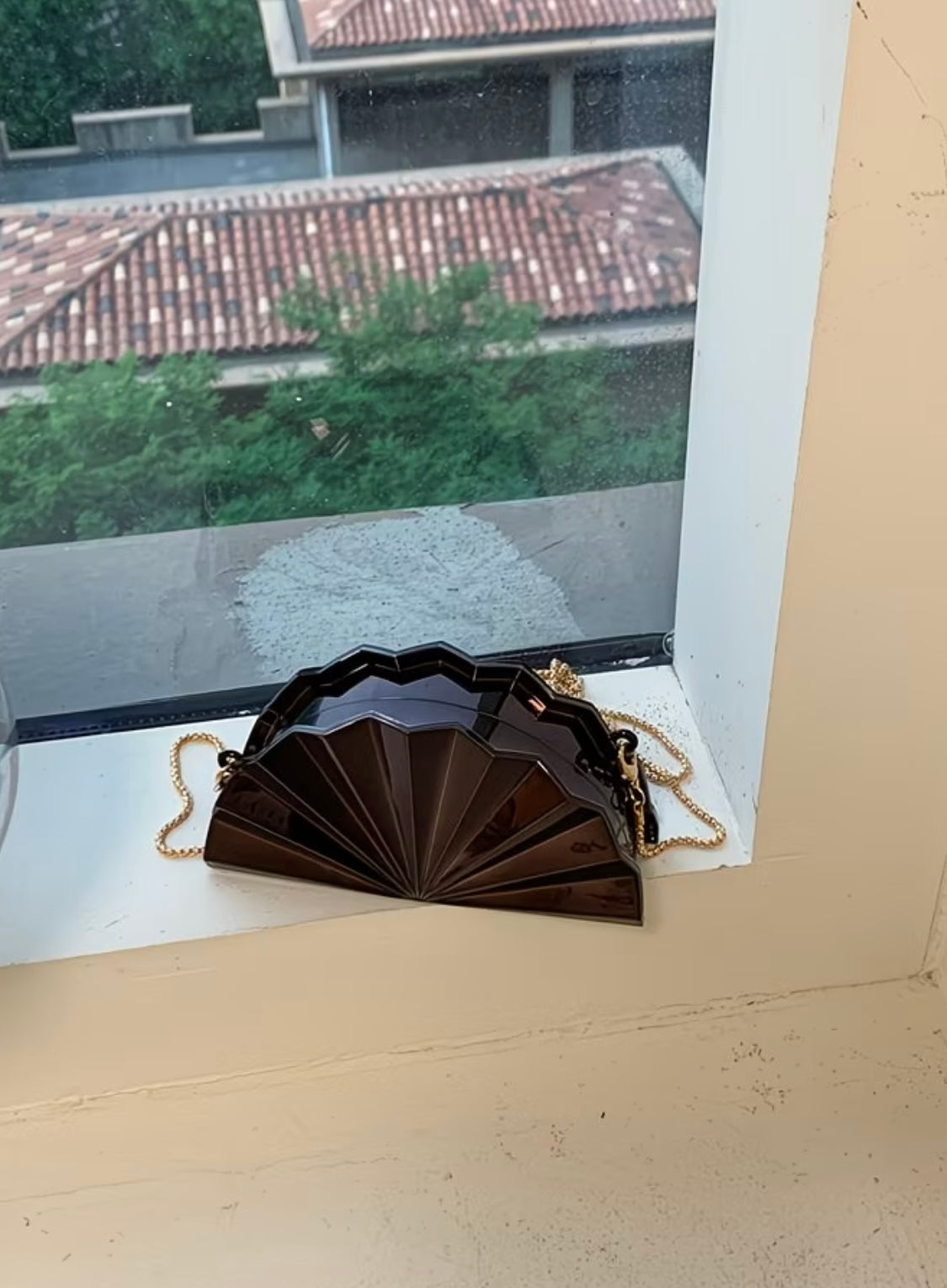 New European Cross-border Style Unique Fan-shaped Clutch for women