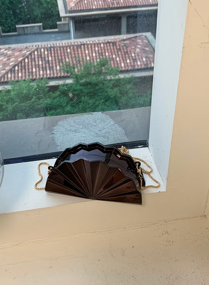 New European Cross-border Style Unique Fan-shaped Clutch for women