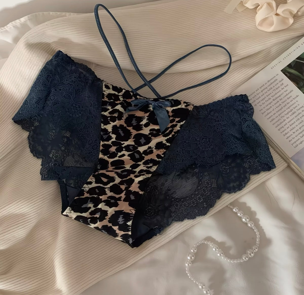 Cross-over Leopard Print Women's Low-Waist Hollow-out Breathable Pure Cotton Panties