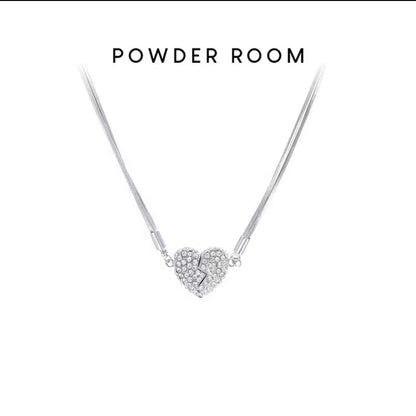 Luxury Diamond-Studded Heart-Shaped
Magnetic Pendant Necklace for Women - Summer Niche Design, Versatile Elegant Collarbone Chain 🧊🤍