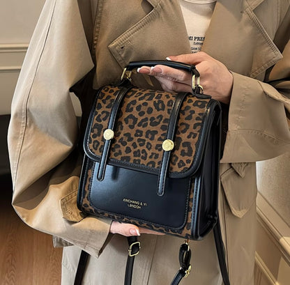 Casual shoulder Retro Backpack Korean-style Leopard Print Trendy Travel Backpack 🤎🖤