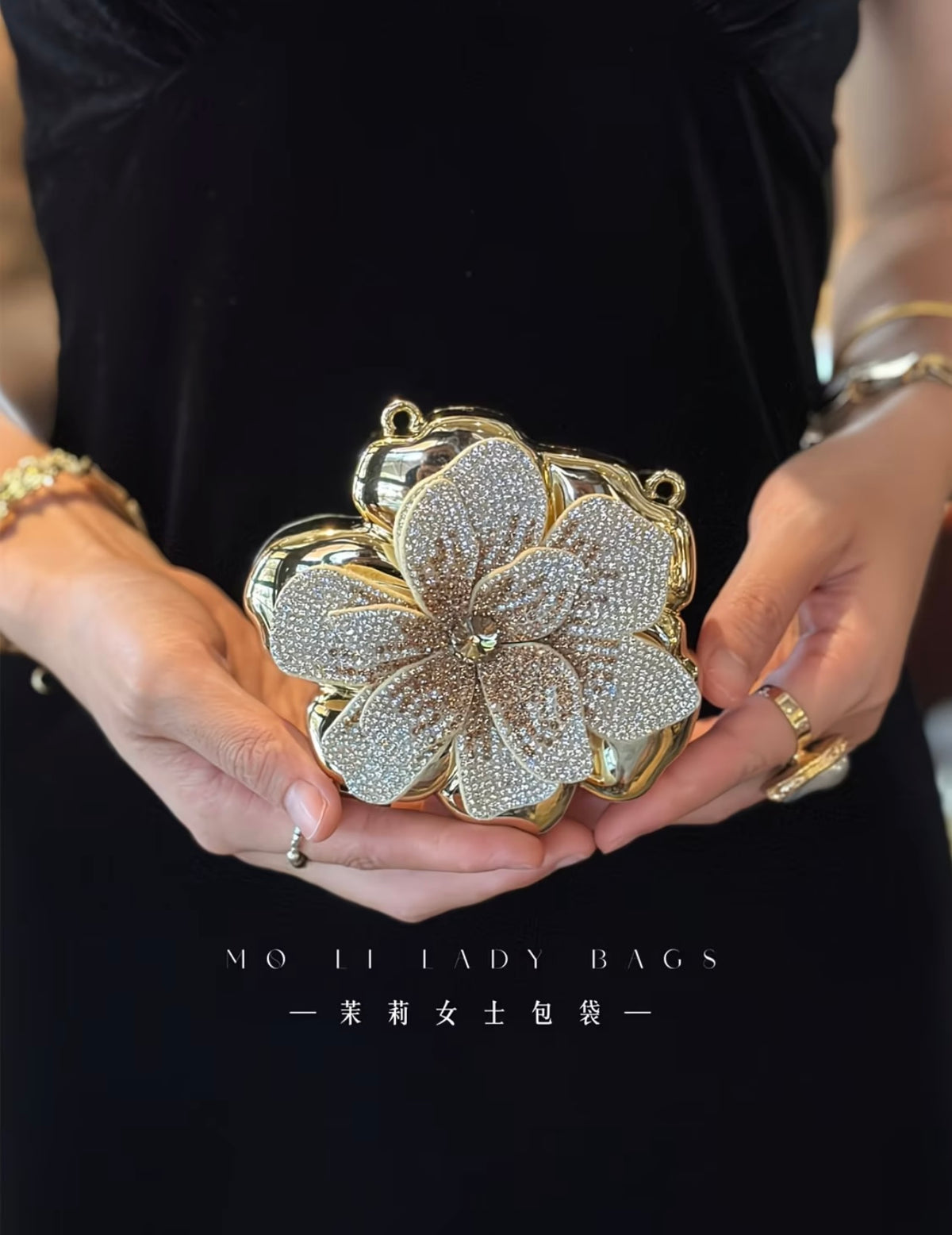 Elegant French-style golden sparkling rhinestone floral acrylic clutch bag 🌸