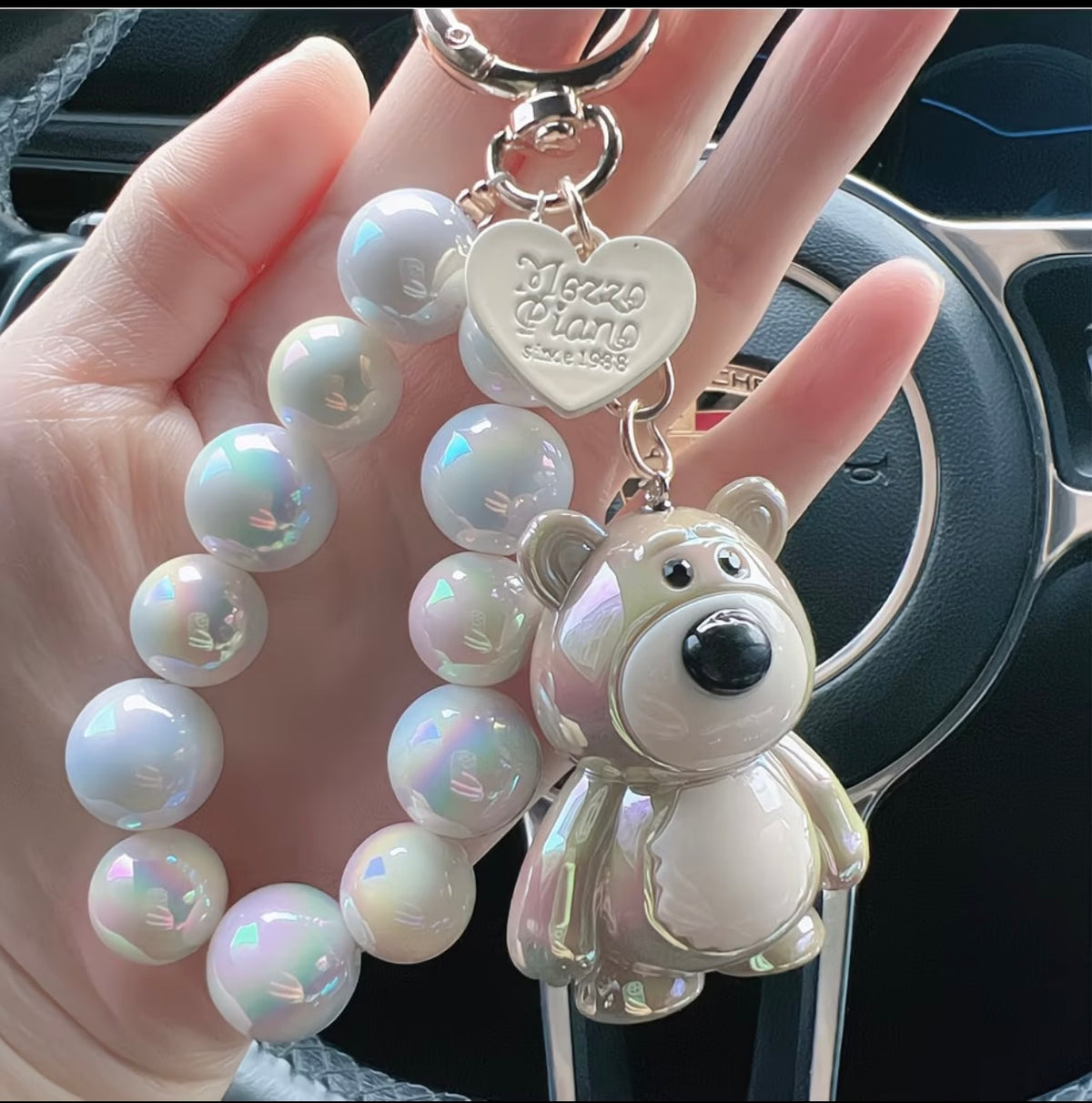 Iridescent Bear Keychain - Colorful Beaded Chain Pendant cute 🐻‍❄️