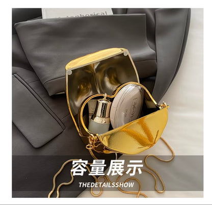 Super Popular Quirky Butt-Shaped funny Metal Bag for Women