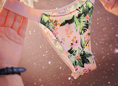Exquisite Print Silky Stretchy Triangle Panties awesome quality