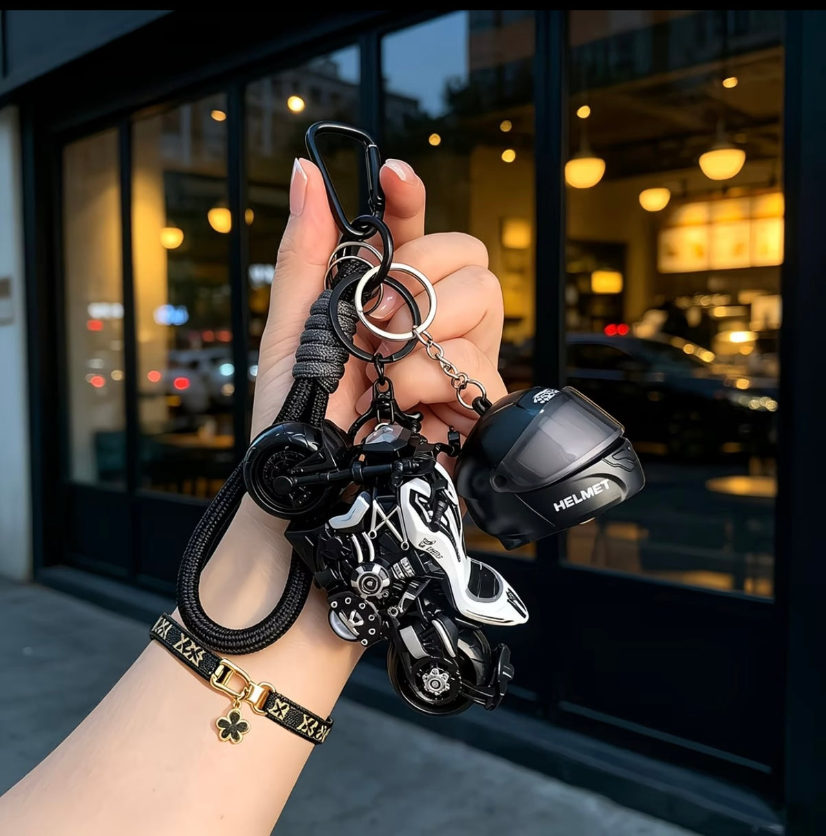 Creative Motorcycle Model Keychain with Light-Up Helmet, Personalized Key Ring 🏍️