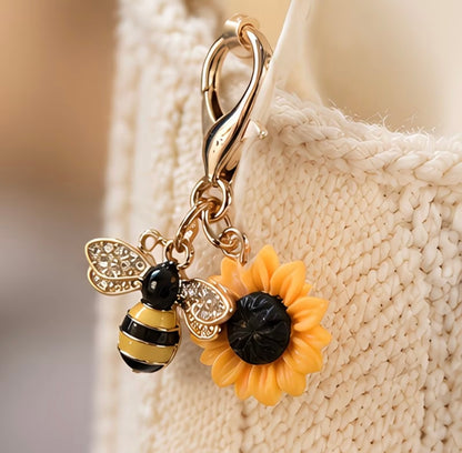 New Bee Sunflower Keychain - Small Gift Pendant, Cute and Unique Zipper Charm for DIY Decoration
