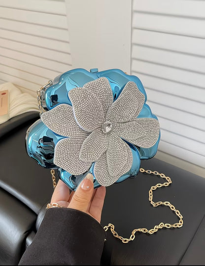 Elegant French-style golden sparkling rhinestone floral acrylic clutch bag 🌸