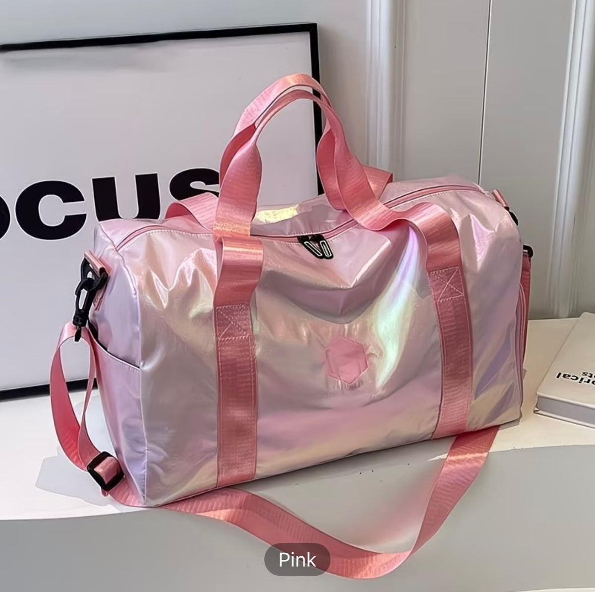 Gradient Large Capacity stylish travel bag premium quality