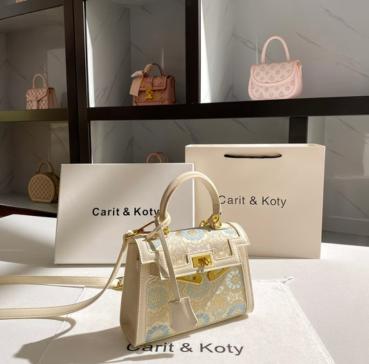 CARIT & COTY premium luxury 2026 model new lounge handbag with premium packaging 🤍