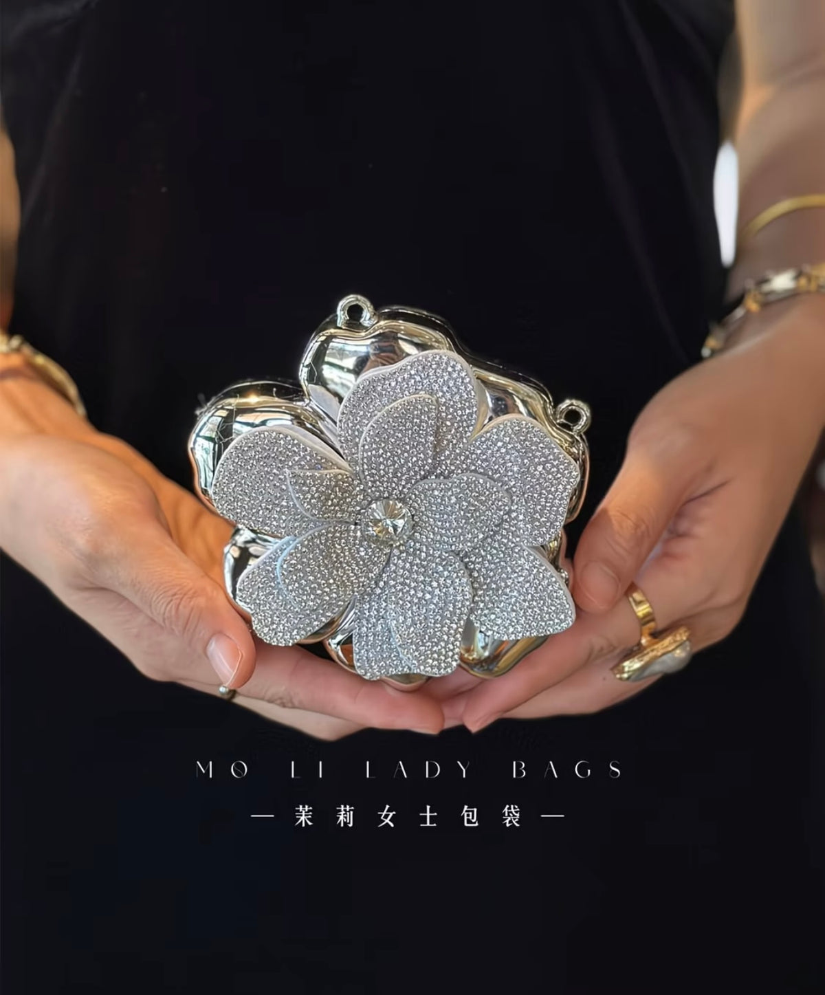 Elegant French-style golden sparkling rhinestone floral acrylic clutch bag 🌸