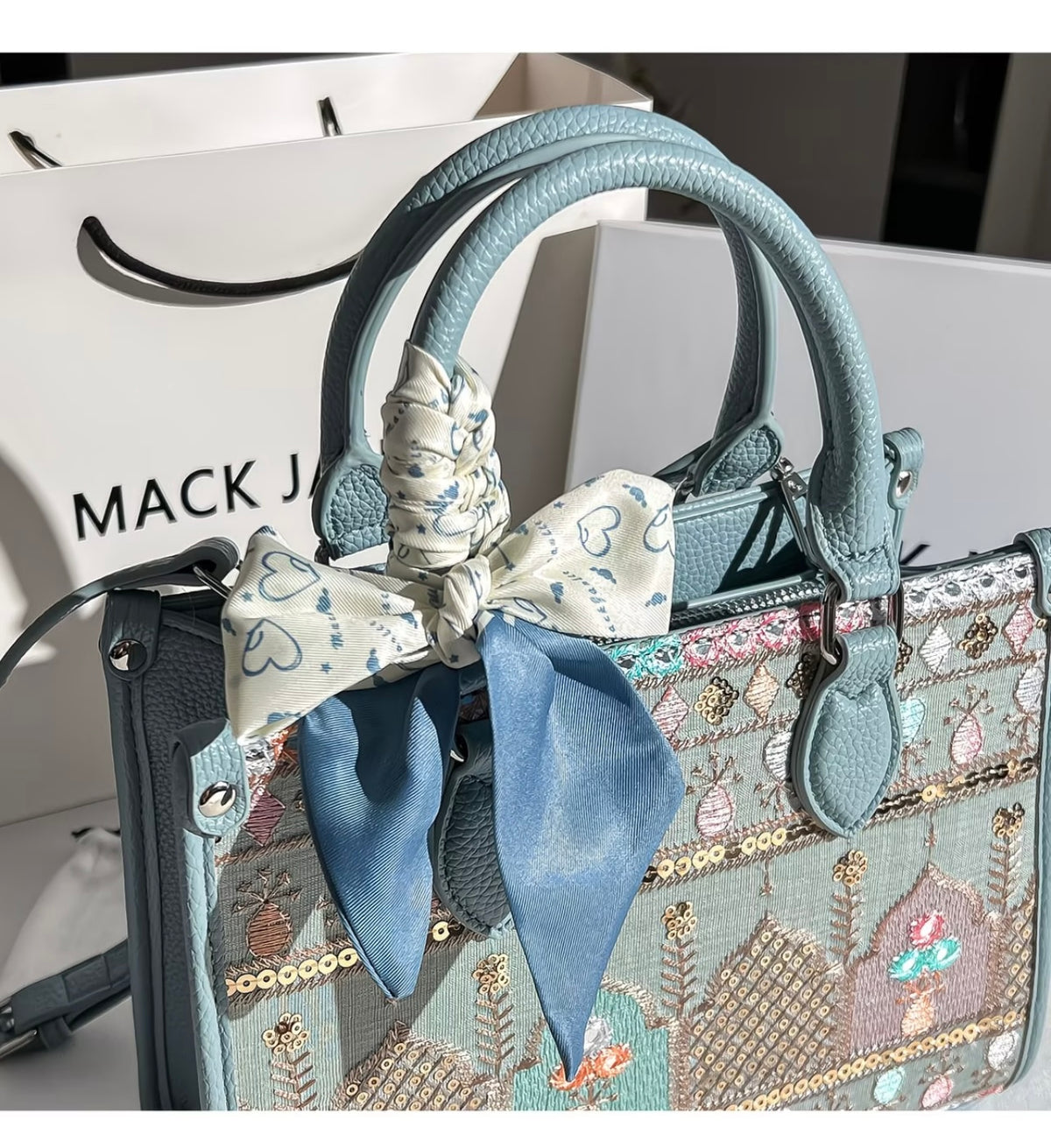 MackJanice Premium Large-Capacity Tote Bag for Women, 2026 New Niche Embroidered Handbag with Crossbody Strap 💎