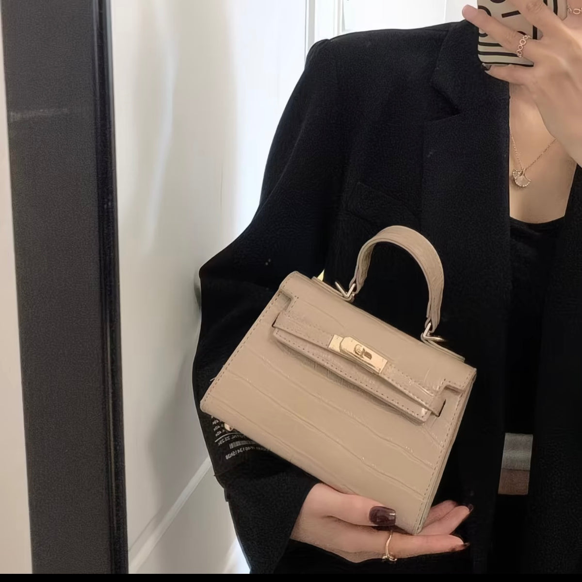 Stylish and Premium 2026 New Kelly Bag - Single Shoulder Crossbody Handbag, Fashionable Crocodile Leather Versatile Small / Large Purse