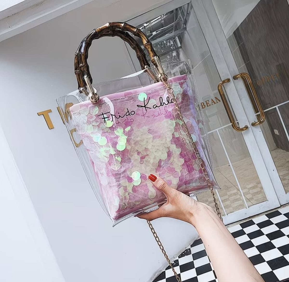 Premium style tote bag for women , Fashionable Beach Jelly Bag