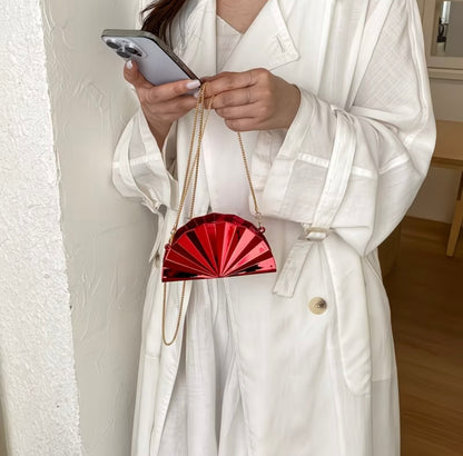 New European Cross-border Style Unique Fan-shaped Clutch for women