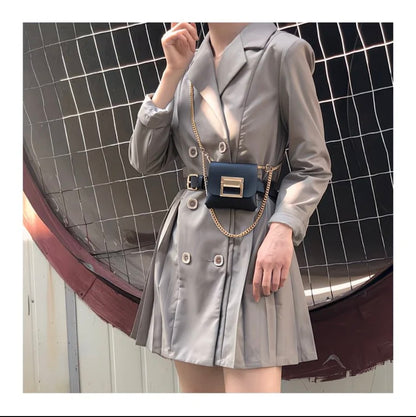 Vintage Snake Skin Pattern Fashionable Small Waist Bag for Women.