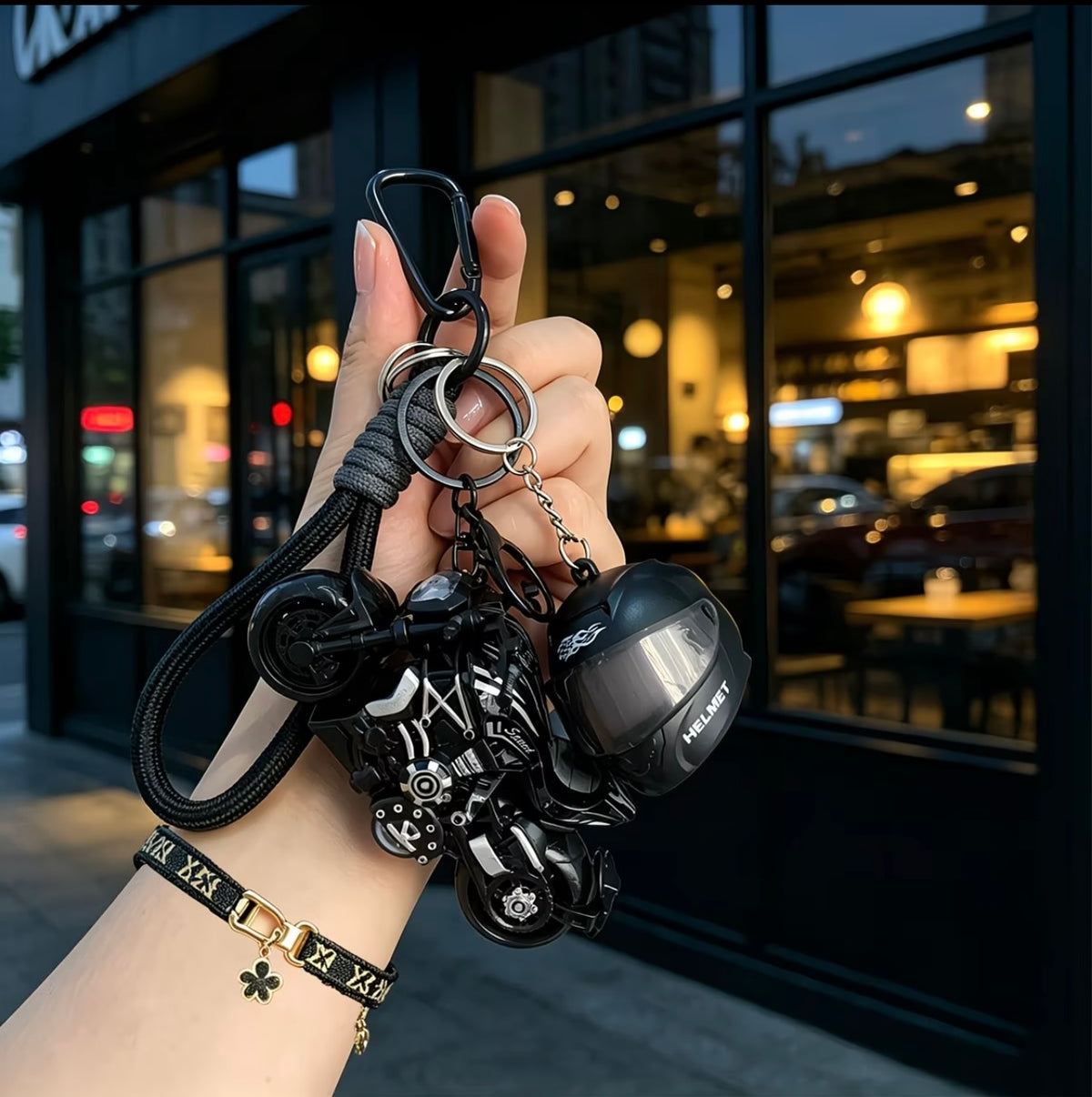 Creative Motorcycle Model Keychain with Light-Up Helmet, Personalized Key Ring 🏍️