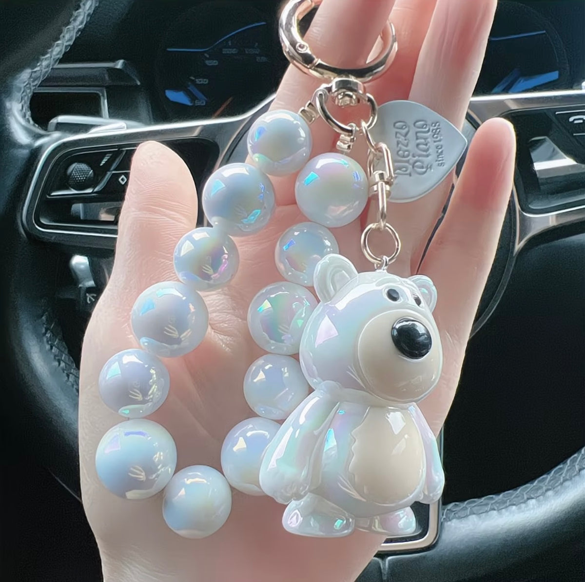 Iridescent Bear Keychain - Colorful Beaded Chain Pendant cute 🐻‍❄️