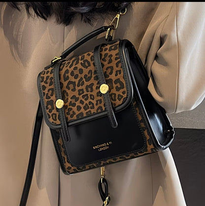 Casual shoulder Retro Backpack Korean-style Leopard Print Trendy Travel Backpack 🤎🖤