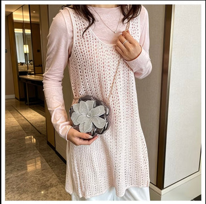 Elegant French-style golden sparkling rhinestone floral acrylic clutch bag 🌸