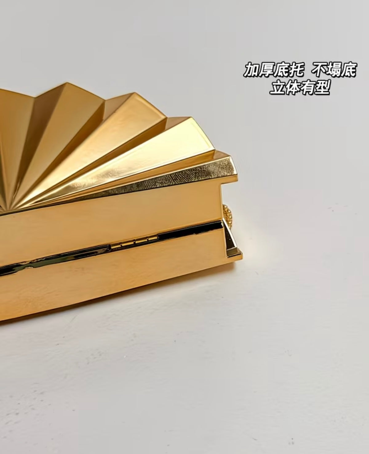 New European Cross-border Style Unique Fan-shaped Clutch for women