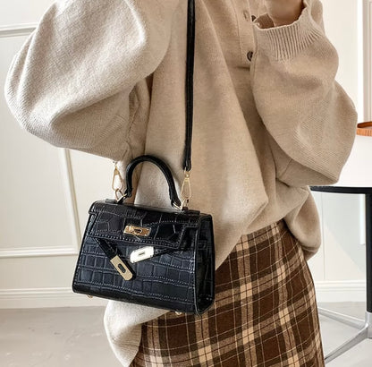 Minimalist Niche Handbag 2026 New Style Kelly Bag Mini Crocodile Pattern Handheld Trendy Crossbody Small
Shoulder Bag for Women