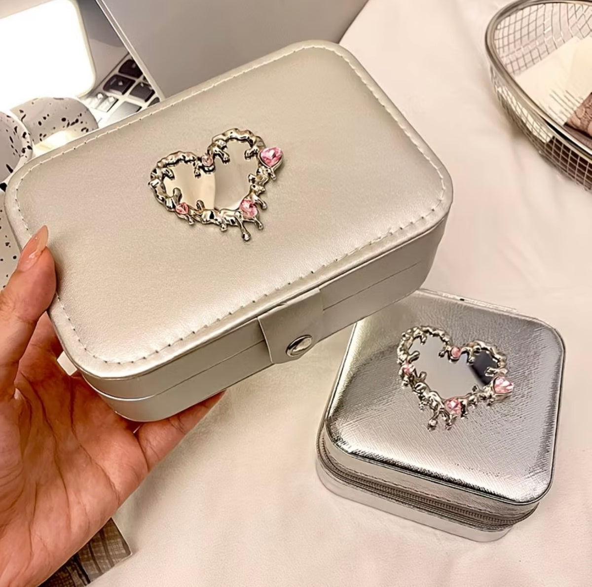 Luxury Heart-shaped Jewelry Box - Large Capacity Portable Storage Case Accessories