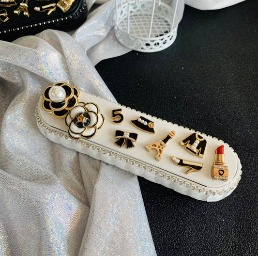 Camellia Small Fragrant Style INS Car Temporary Parking Permit - Women's License Plate Cover, Hidden Interior Number Plate for Cars
