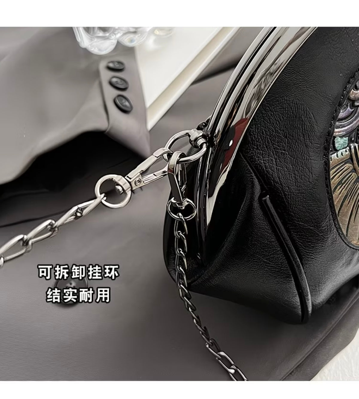 Vintage Clasp Shell-Shaped Crossbody Shoulder
Bag, Versatile