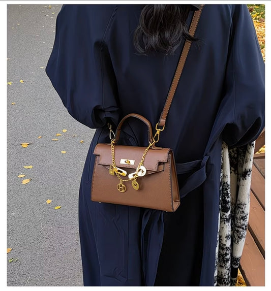 Premium Quality Retro Fashionable Handbag - Kelly-style Light Luxury Versatile Shoulder Crossbody Bag 💼
