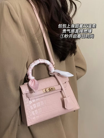 Elegant Small Square kelly Handbag, Fashionable and Exquisite Shoulder Crossbody Bag 💕