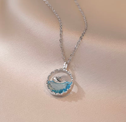 Whale-themed Unique Design, Elegant Iridescent Blue Ocean Collarbone Chain from the Marine Series 🌊🐬