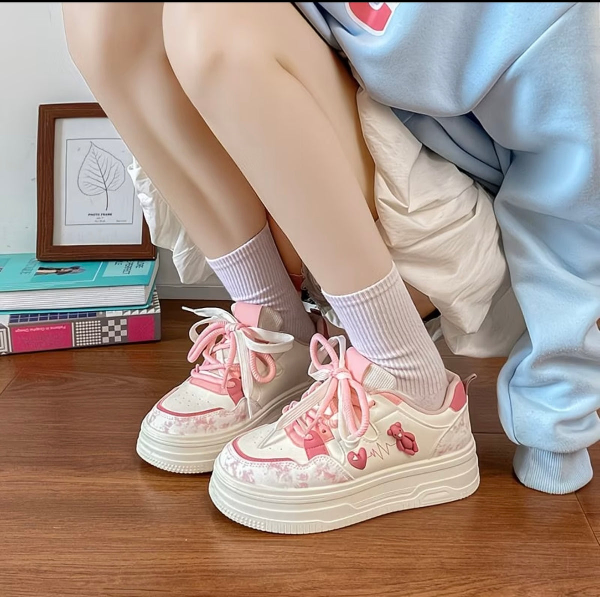 Thick-soled  women's sneakers platform shoes height increase