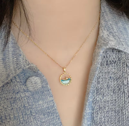 Whale-themed Unique Design, Elegant Iridescent Blue Ocean Collarbone Chain from the Marine Series 🌊🐬