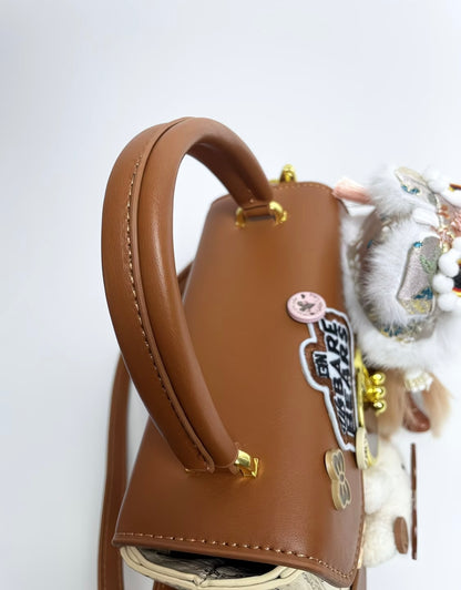 Light Luxury, High-End Cute Plush Doll Handbag for Women, Can Be Worn as Shoulder or Crossbody Small Purse 👝