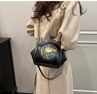 Vintage Clasp Shell-Shaped Crossbody Shoulder
Bag, Versatile
