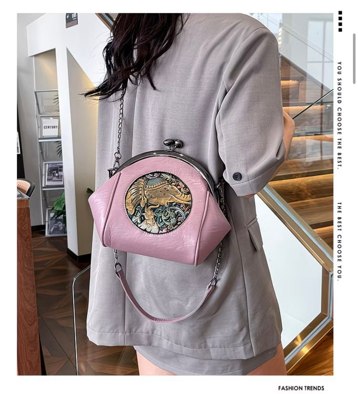 Vintage Clasp Shell-Shaped Crossbody Shoulder
Bag, Versatile