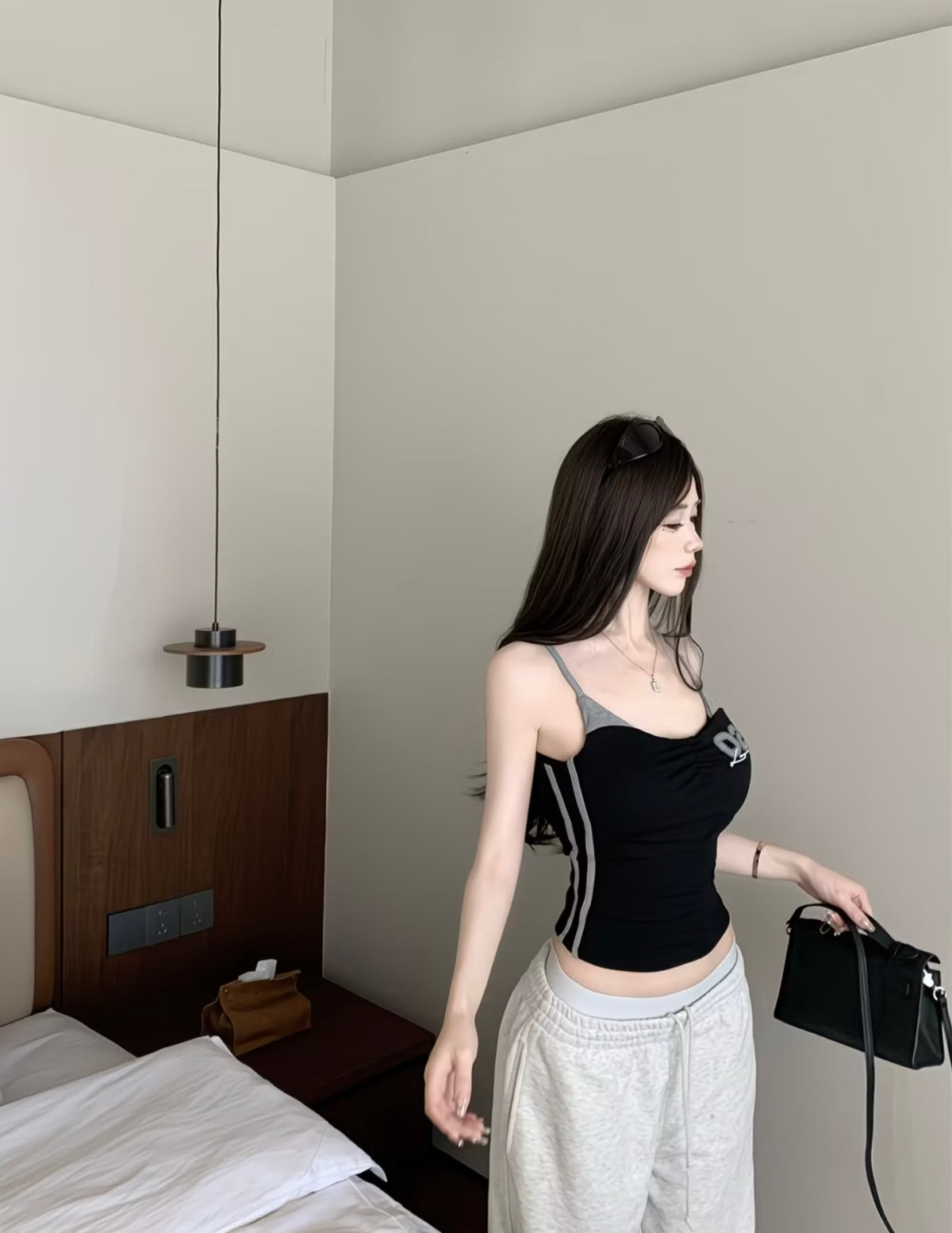 New Sleeveless Tank Top Summer Wearable as Outerwear Slim Fit Color Block Short Style